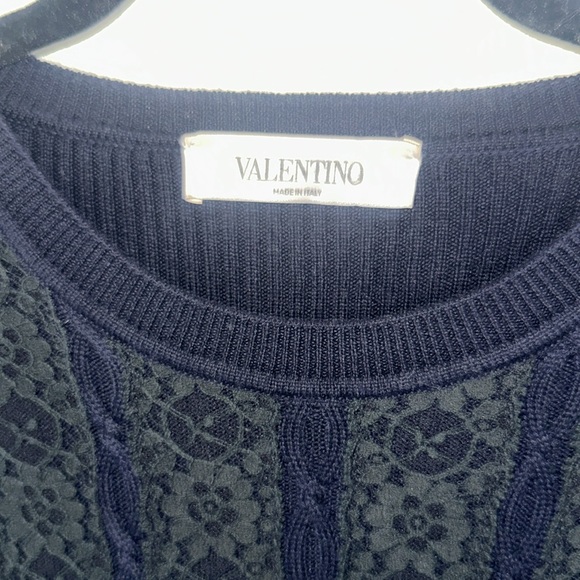 VALENTINO COUTURE DRESS - Picture 4 of 9